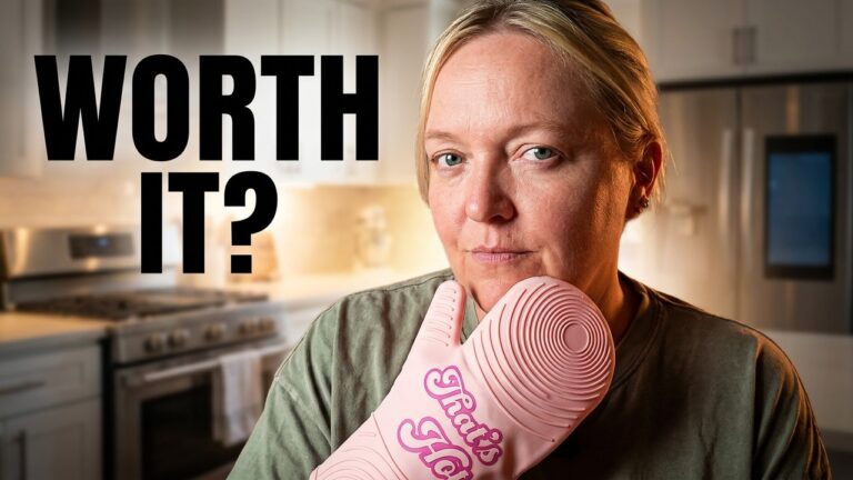 Paris Hilton Oven Mitt Review: That’s HOT — and Actually Useful